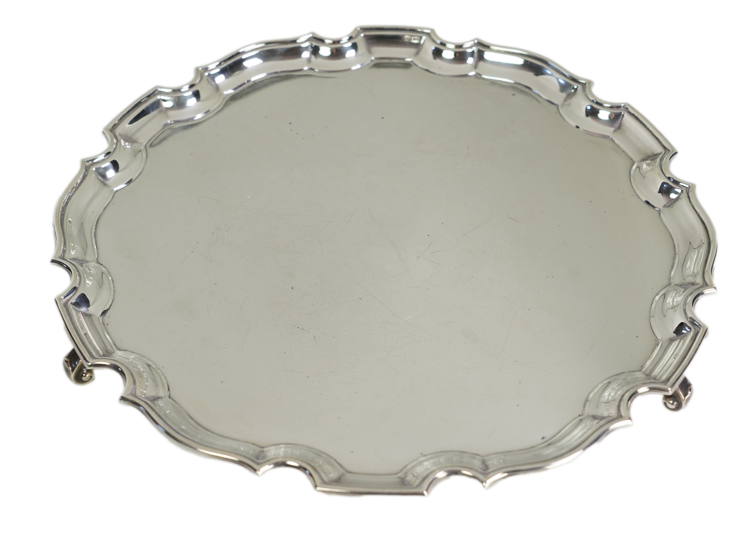 A George V silver salver, by Bravingtons Ltd